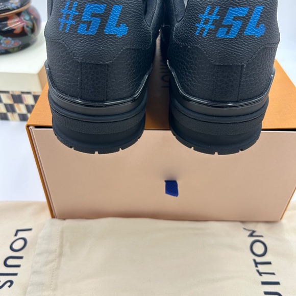 Men’s Louis Vuitton monogram trainer sneakers size 11 fits 12 US made in Italy - Picture 7 of 10